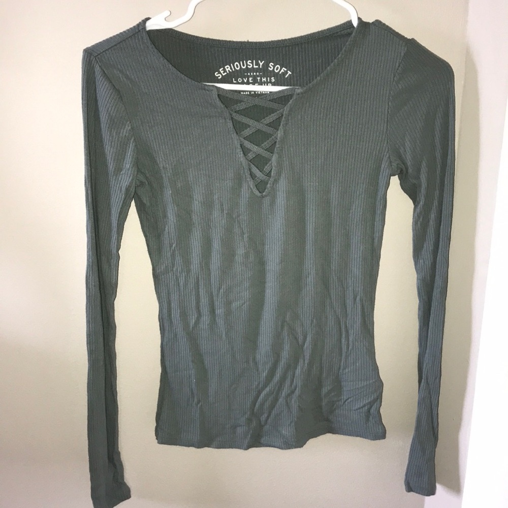 fitted long sleeve lace up tee